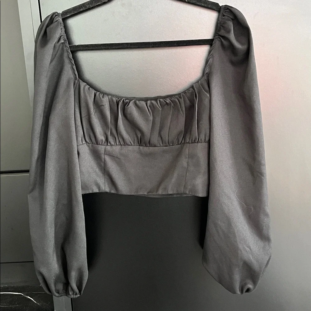 Black Princess Polly Ariah Long Sleeve Crop Top - Picture 5 of 7